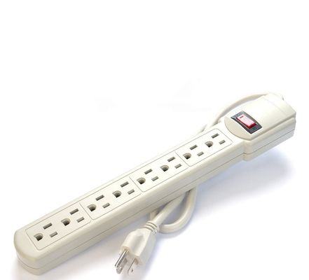 Tipo de extremo masculino personalizado NEMA 5-15P Protetor de sobretensão portátil de 6 tomadas American Standard ETL Power Strip para eletrodomésticos
