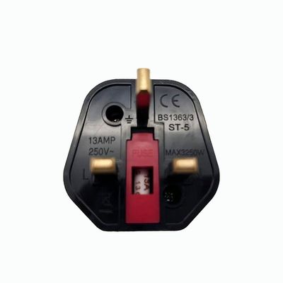 Adaptador de propósito geral UK 3 pin Plug com fusível para soquete UE 2 pin e contacto com terra CE Certificado