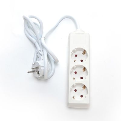 Vários padrões 3 * 0,75mm cabo de alimentação Multi Plug Socket de alimentação Extensão 3 Way Universal Extensão cabo 250V/16A Branco