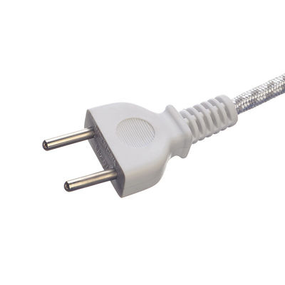 Ac fio de ferro com conector 1.8m cabo de energia E27 base de lâmpada 220v 16a no Paquistão Karachi