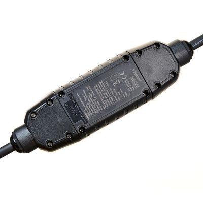 Taxa de voltagem 16A/250V Plugins e tomadas angulares Schuko com conector BC01